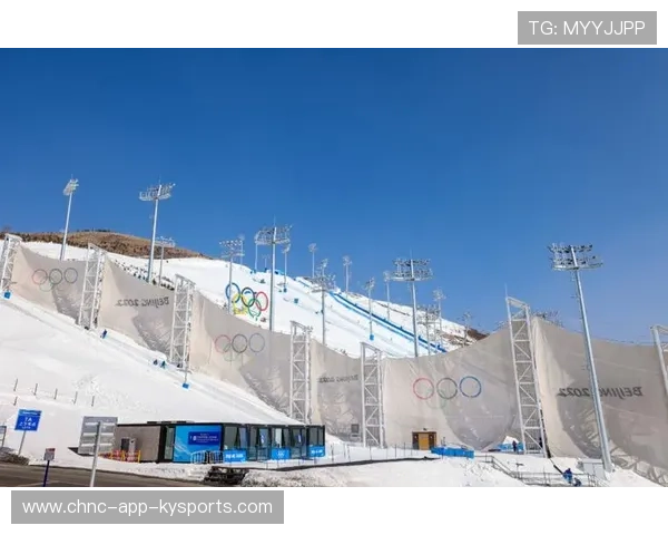 中国冬奥会练习场地建设持续推进，冬季运动日益普及，中国冬奥会比赛场地
